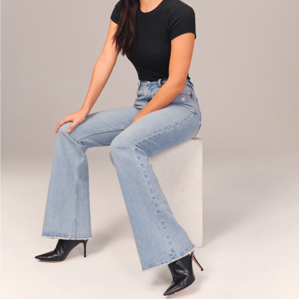 Abercrombie Curve Love High Rise Jean